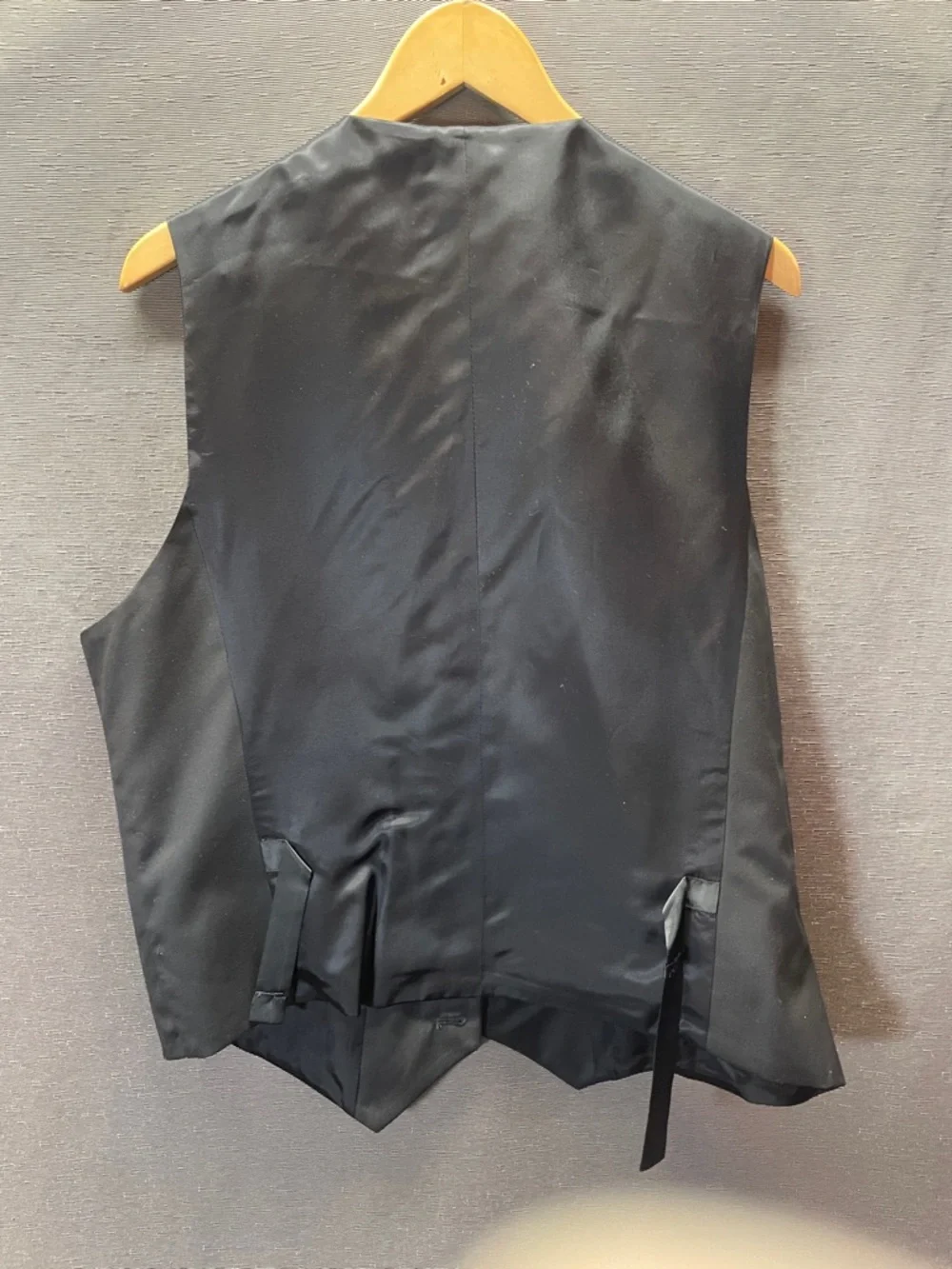 Calvin Klein Men's Black Tailored Dress Vest